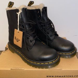 Dr. Martens 1460 Serena Fur Lined